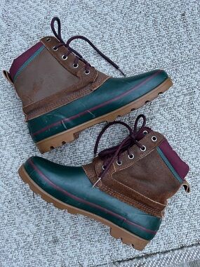 Donner Mountain Green & Brown Waterproof Duck Boots with Burgundy Trim